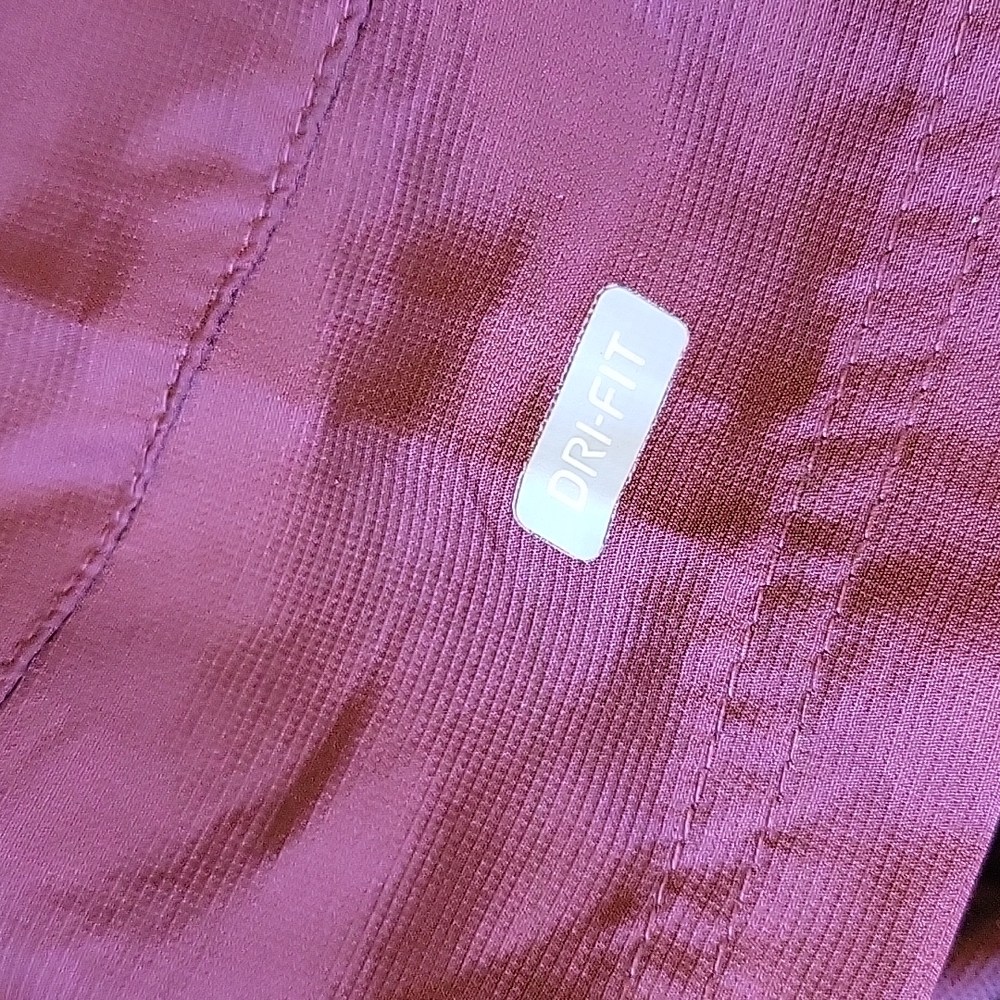 NIKE Minnesota Golden Gophers Team Gear 1/4 Zip Pullover - Picture 3 of 6